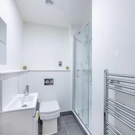 Stylish Modern Bradford (West Yorkshire)