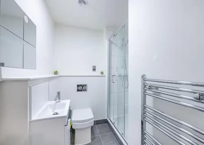 Stylish Modern Bradford (West Yorkshire)